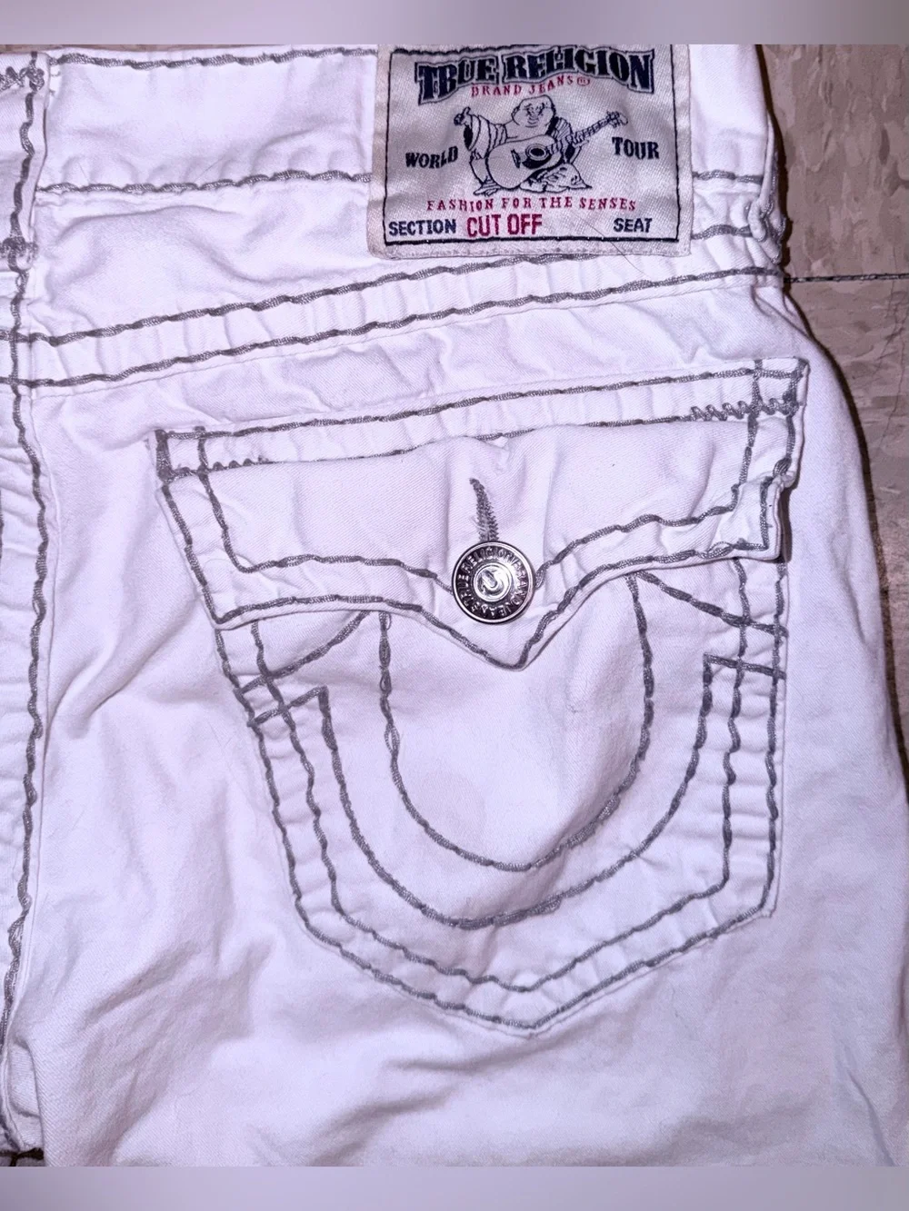 True Religion*Ultra Rare*Cutoffs w/Flaps & Big T Stitching in Boi White/Grey 36